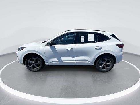 Used 2023 Ford Escape ST-Line AWD/4WD image 5