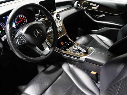 Used 2016 Mercedes-Benz GLC 300 4MATIC image 10