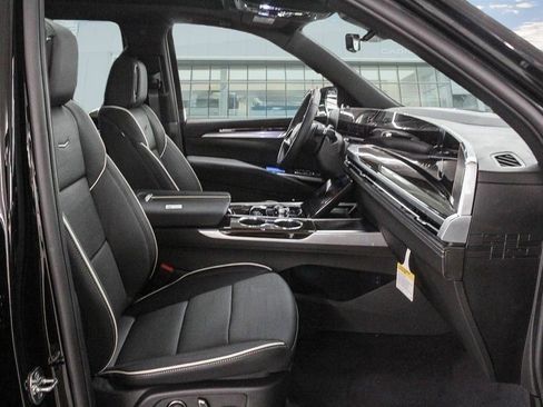 New 2026 Cadillac Escalade Luxury image 15