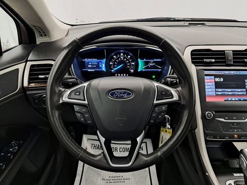 Used 2014 Ford Fusion Energi SE image 9