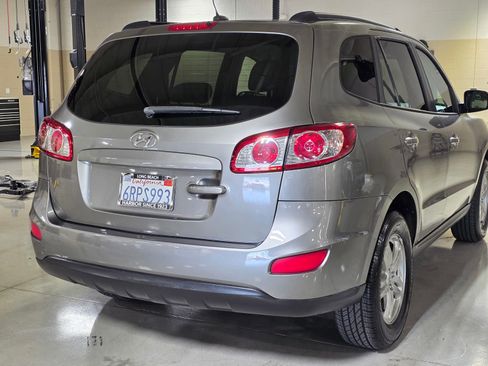 Used 2011 Hyundai Santa Fe GLS FWD image 11