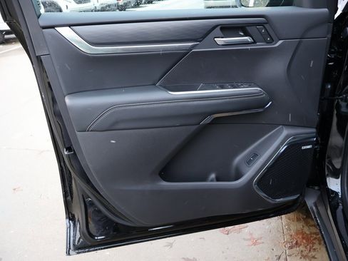 New 2026 GMC Acadia Elevation w/ Black Edition image 11