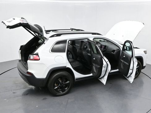 Used 2022 Jeep Cherokee Limited image 32