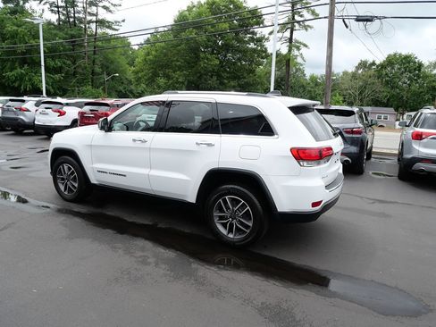 Used 2020 Jeep Grand Cherokee Limited w/ Premium Lighting Group AWD/4WD image 8