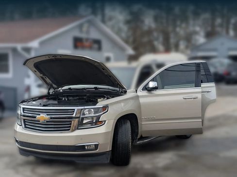 Used 2015 Chevrolet Tahoe LTZ image 14