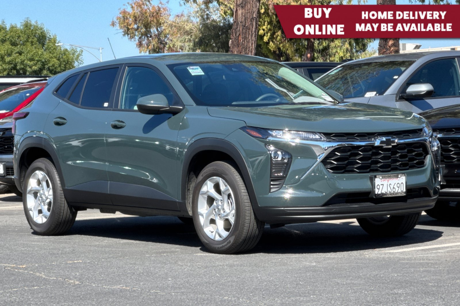 Used 2026 Chevrolet Trax LS w/ LS Convenience Package FWD image 1