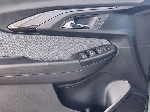 Used 2025 Chevrolet TrailBlazer ACTIV w/ Convenience Package image 22