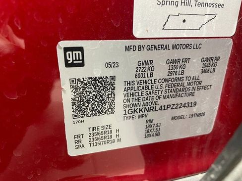 Used 2023 GMC Acadia SLE w/ Driver Convenience Package image 26