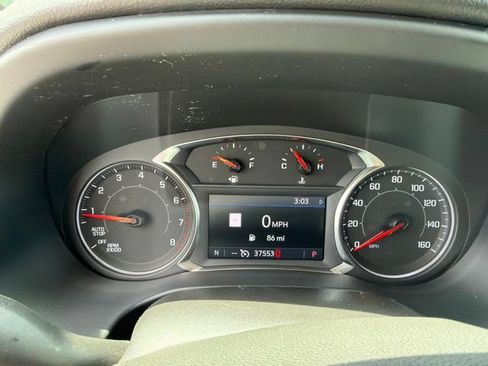Used 2023 GMC Acadia SLT FWD image 14