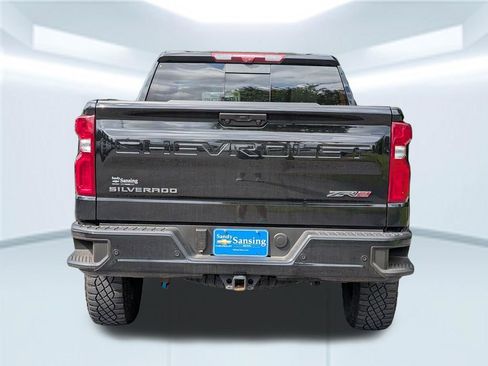 Used 2024 Chevrolet Silverado 1500 ZR2 w/ Technology Package AWD/4WD image 5