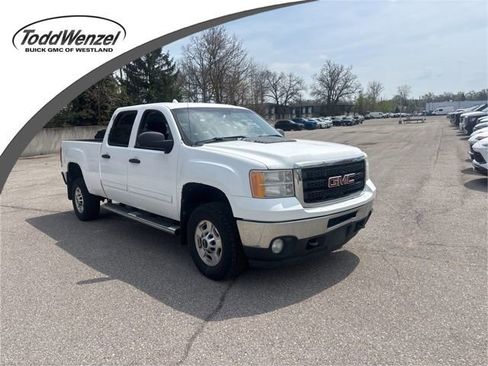 Used 2013 GMC Sierra 2500 SLE AWD/4WD image 1