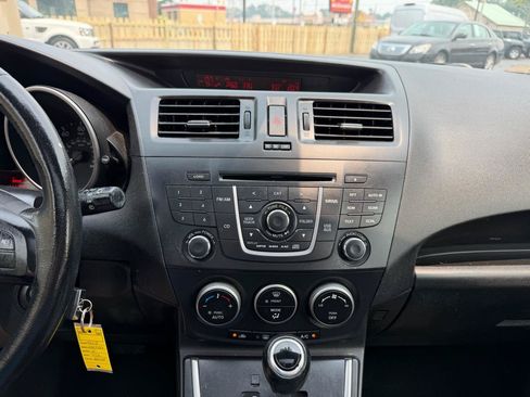 Used 2013 MAZDA MAZDA5 Grand Touring FWD image 19