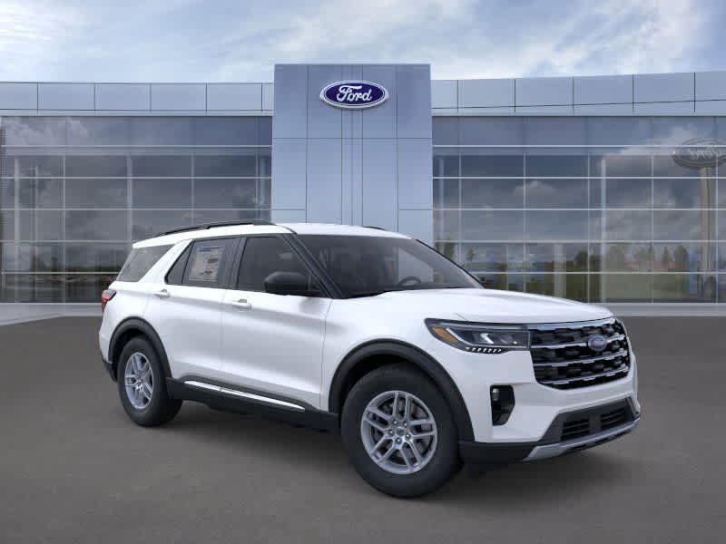 Used 2025 Ford Explorer Active w/ Active Comfort Package RWD image 7