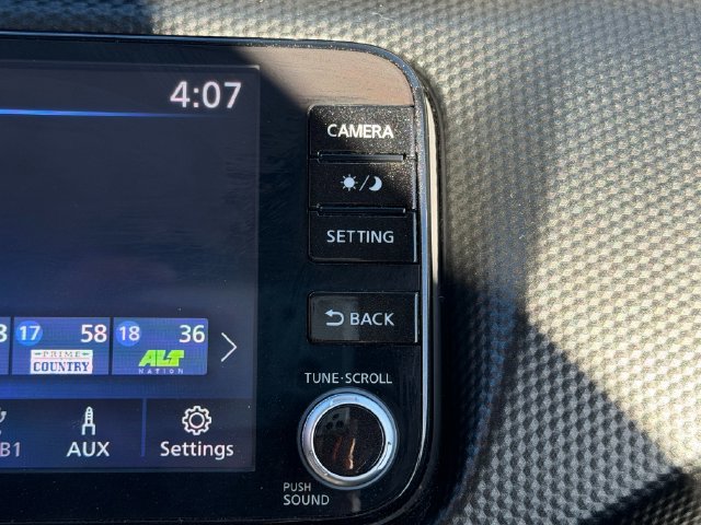 Used 2023 Nissan Kicks SV FWD image 24