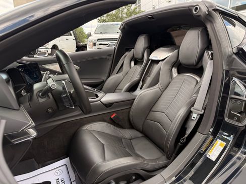 Used 2024 Chevrolet Corvette Stingray Preferred Cpe w/ Battery Protection Package RWD image 33
