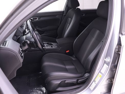 Used 2022 Honda Civic Sport image 4