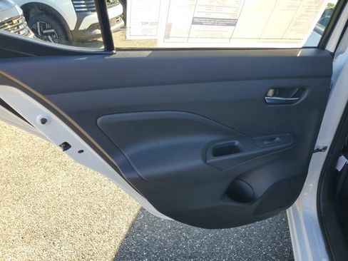 Used 2025 Nissan Versa SV w/ Trunk Package FWD image 12