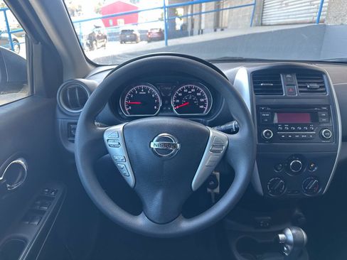 Used 2018 Nissan Versa SV FWD image 10
