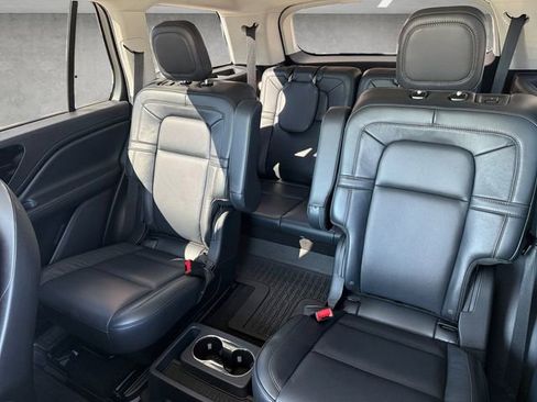 Used 2025 Lincoln Aviator Reserve w/ Jet Appearance Package image 13