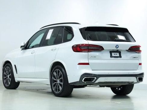 Used 2022 BMW X5 xDrive40i w/ M Sport Package AWD/4WD image 5