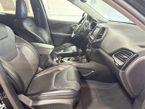 Used 2023 Jeep Cherokee Altitude Lux image 22