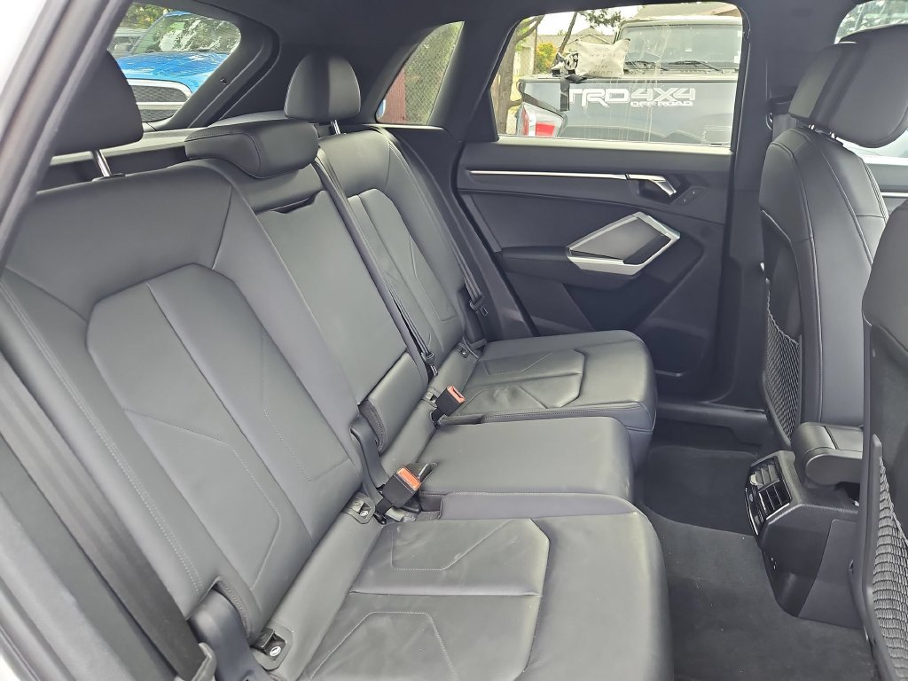 Used 2025 Audi Q3 2.0T Premium AWD/4WD image 15