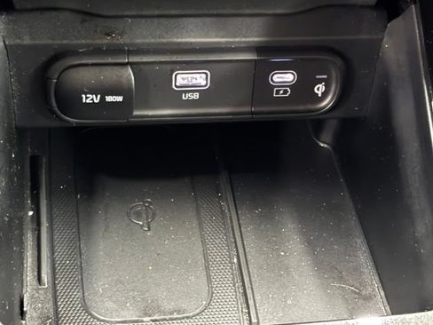 Used 2025 Kia Telluride S AWD/4WD image 38