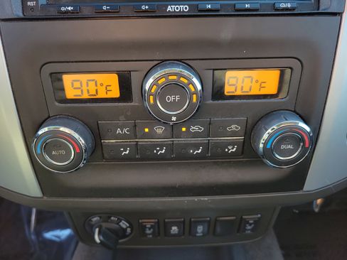 Used 2014 Nissan Frontier SV w/ SV Value Truck Package image 26