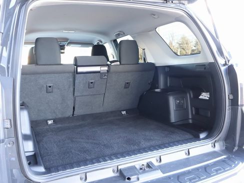 Used 2024 Toyota 4Runner TRD Off-Road image 16