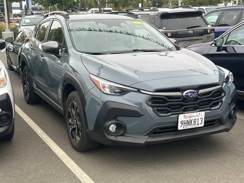 Used 2024 Subaru Crosstrek 2.0i Premium w/ Popular Package #3 AWD/4WD image 2
