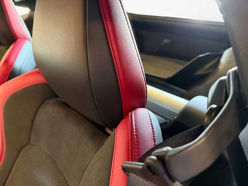 Used 2024 Nissan Z Performance w/ Floor Mat Package image 16