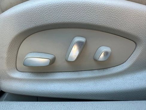 Used 2017 Cadillac XTS Luxury image 17