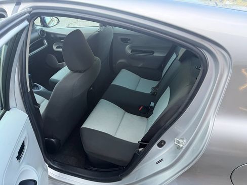 Used 2014 Toyota Prius C Two FWD image 5