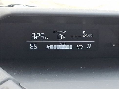 Used 2023 Subaru Crosstrek 2.0i Premium image 18