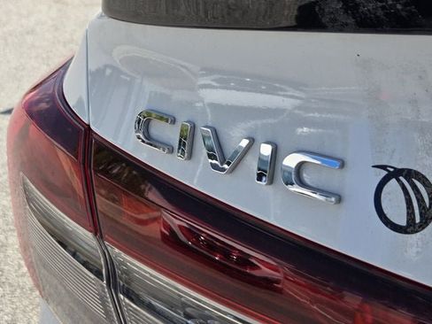 Used 2025 Honda Civic Sport image 38