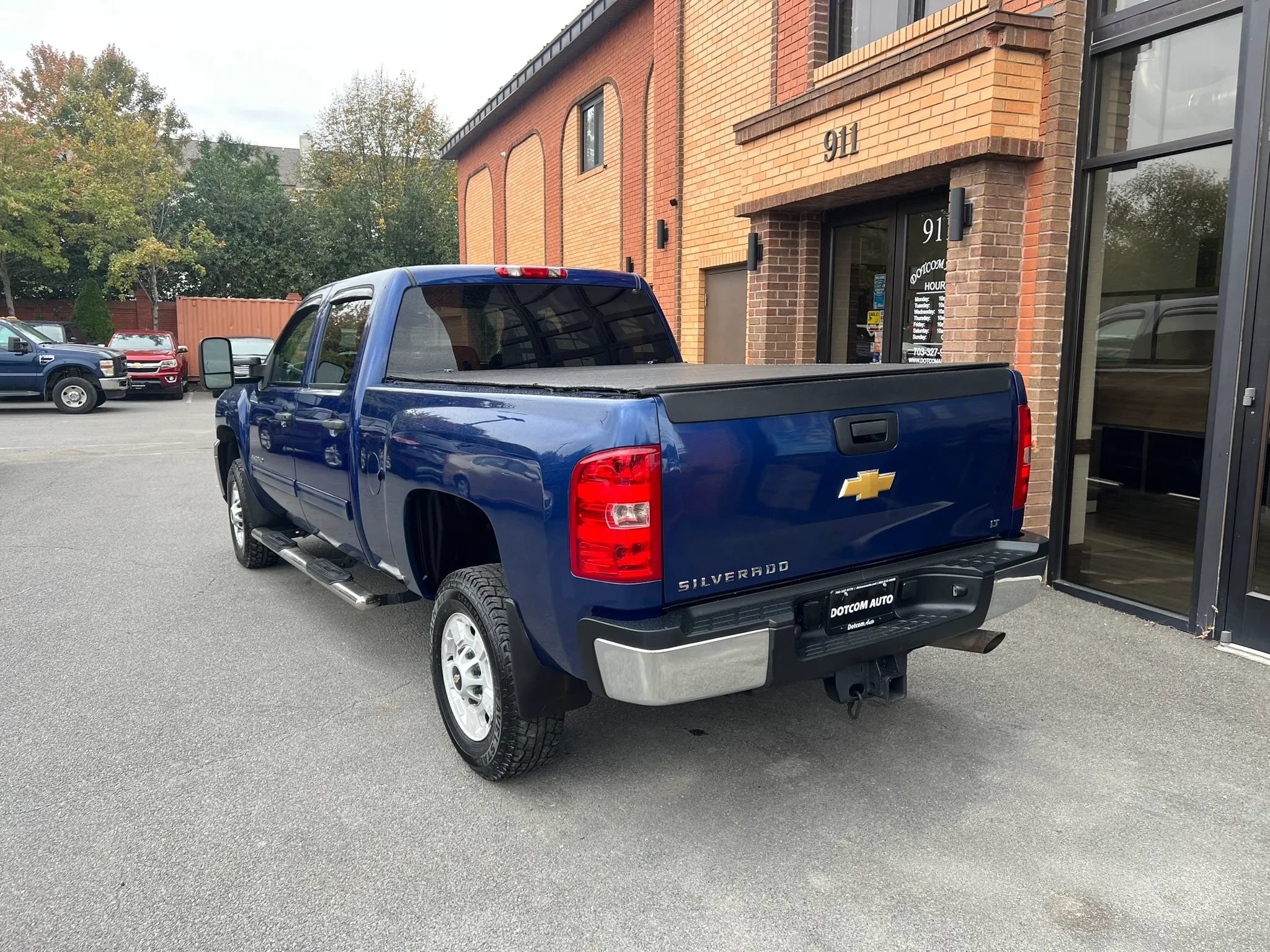 Used 2013 Chevrolet Silverado 2500 LT w/ Snow Plow Prep Package AWD/4WD image 5