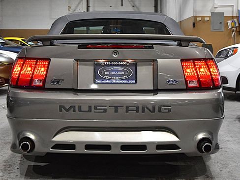 Used 2002 Ford Mustang GT RWD image 8