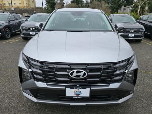 New 2026 Hyundai Tucson Blue SE image 2