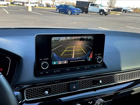 Used 2025 Honda Civic Sport image 14