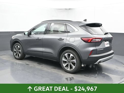 Used 2024 Ford Escape Platinum AWD/4WD image 11