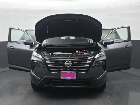Used 2026 Nissan Rogue SV FWD image 35