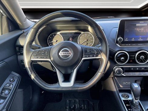 Used 2022 Nissan Sentra SV image 5