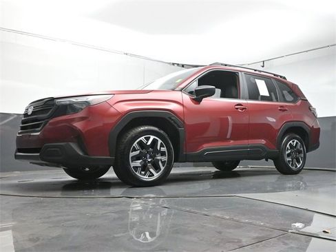 Used 2025 Subaru Forester w/ Convenience Package #1 image 36