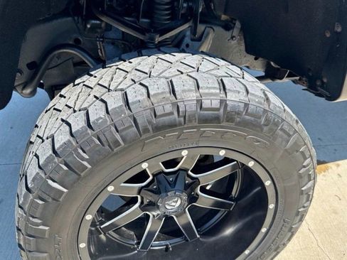 Used 2018 GMC Sierra 2500 SLT w/ All Terrain HD Package image 6