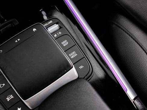 Used 2023 Mercedes-Benz EQB 250+ image 26