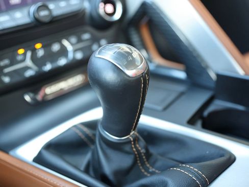 Used 2014 Chevrolet Corvette Stingray Convertible w/ 3LT Preferred Equipment Group RWD image 25