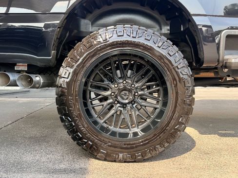 Used 2024 Ford F250 Platinum w/ Tremor Off-Road Package AWD/4WD image 13