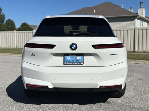 New 2026 BMW iX xDrive45 image 6