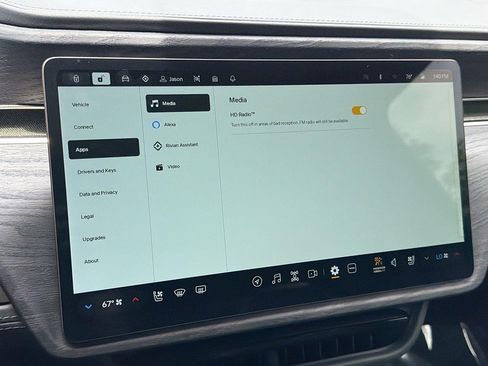 Used 2025 Rivian R1S Adventure AWD/4WD image 17
