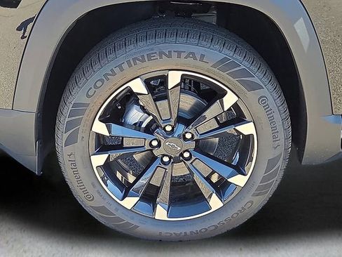 New 2026 Chevrolet Equinox RS w/ Convenience Package III FWD image 9